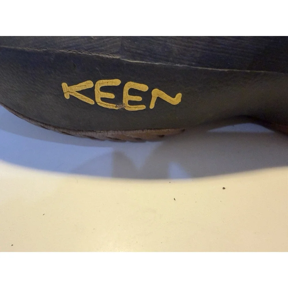 Keen Yogui Magnet Black Slip on Clog Men's US Size 8 Model 1024633